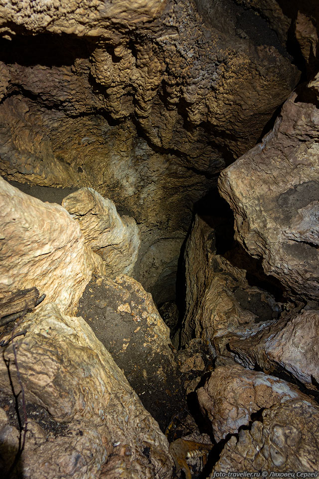 Второй колодец в пещере К30 (4446/3418-35)