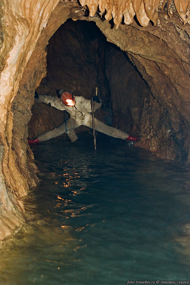 Распоры над водой. Пещера Ени-Сала 3.