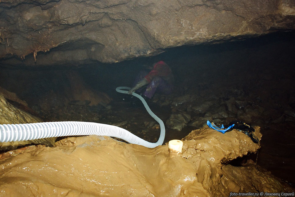 "Червяк". 
Пещера Мар-Хосар.
