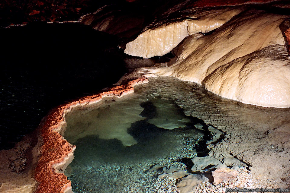 Пещера Красная