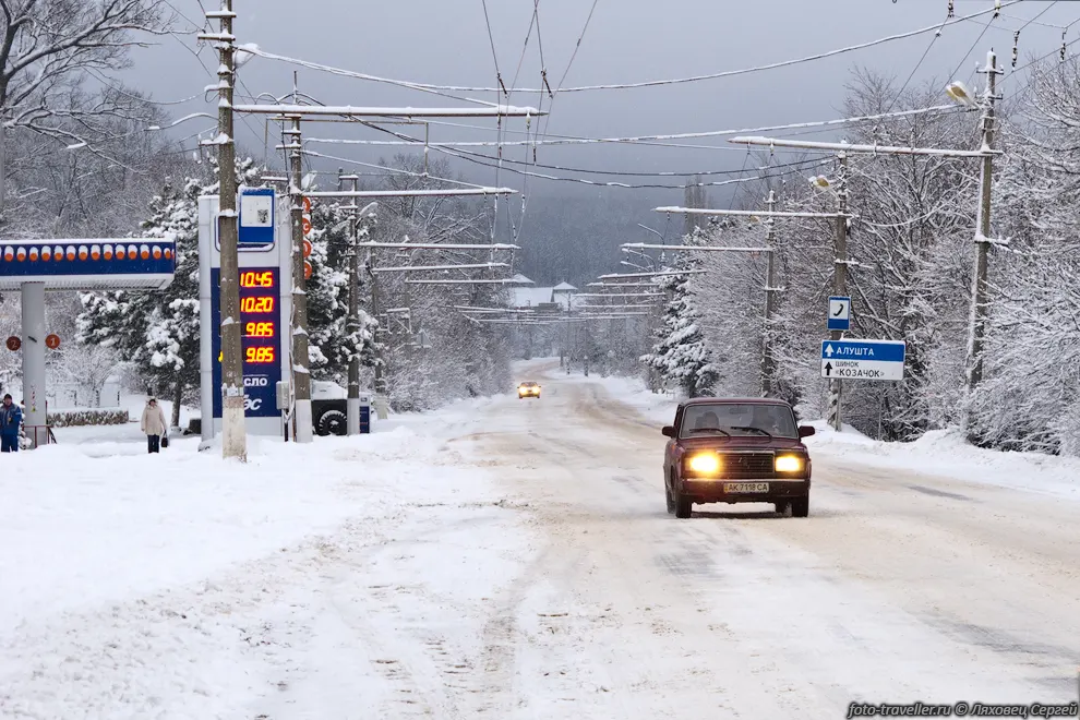 Трасса в поселке Перевальное