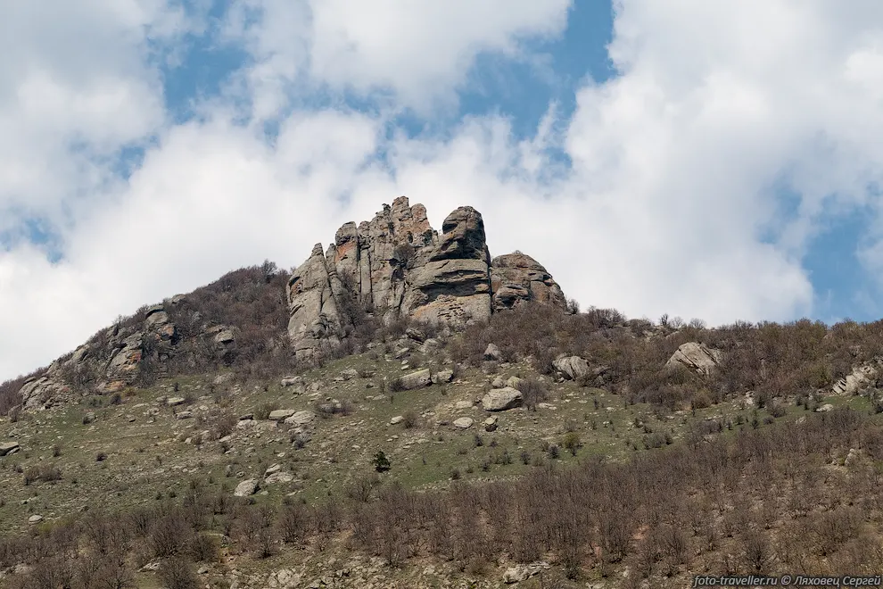 Скала Хой-Кая (голова Екатерины).
С этого ракурса на голову не похоже.
