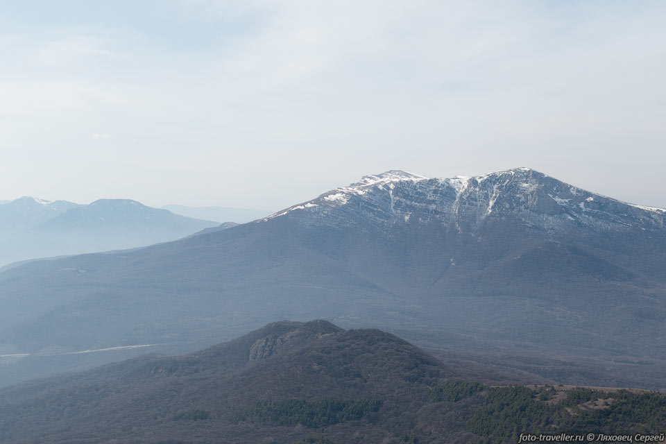 Вид на Ангарский перевал сверху