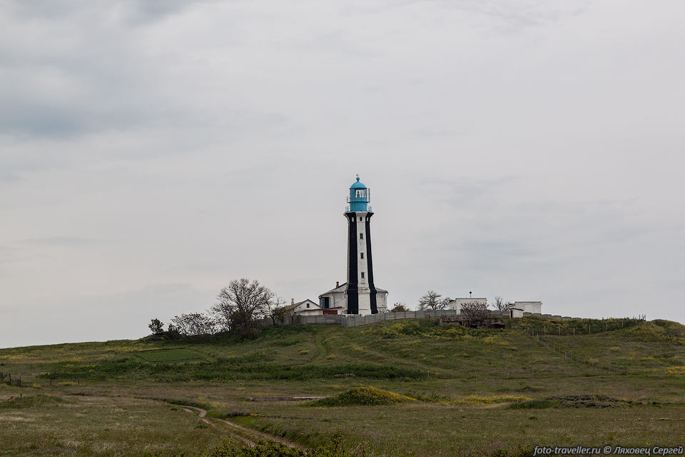 Кыз-Аульский маяк на одноименном мысе