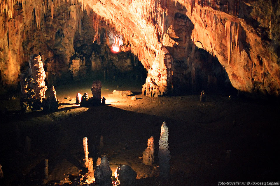 Большой зал в пещере Виола