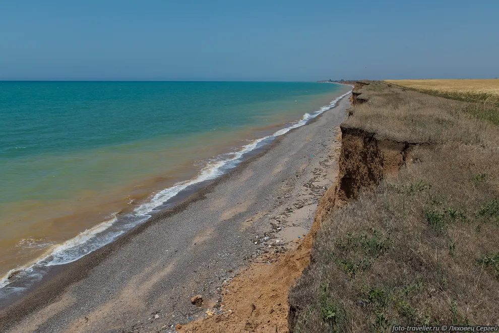 Дикий пляж к югу от Николаевки