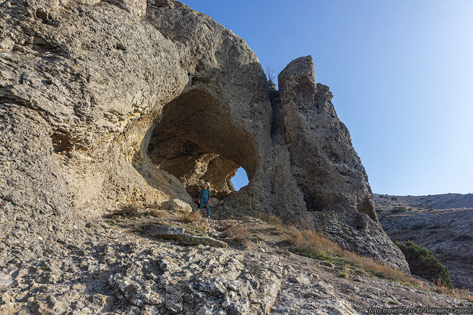 Пещера Сквозная (Эолова Арфа)
