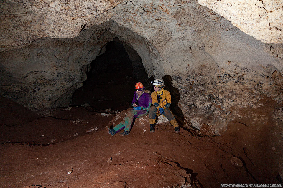 Основная галерея пещеры Таврида