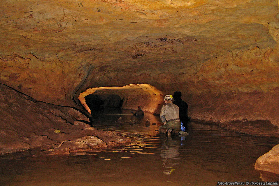 Первая экспедиция в пещеру Win-Timdouine была проведена в 1950 
году членами Спелеологического общества Марокко. 
В дальнейшем было проведено множество экспедиций, как местных, так и команд с других 
стран.