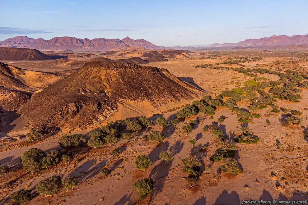 Вулканические пейзажи Долины Пустоши (Desolation Valley)