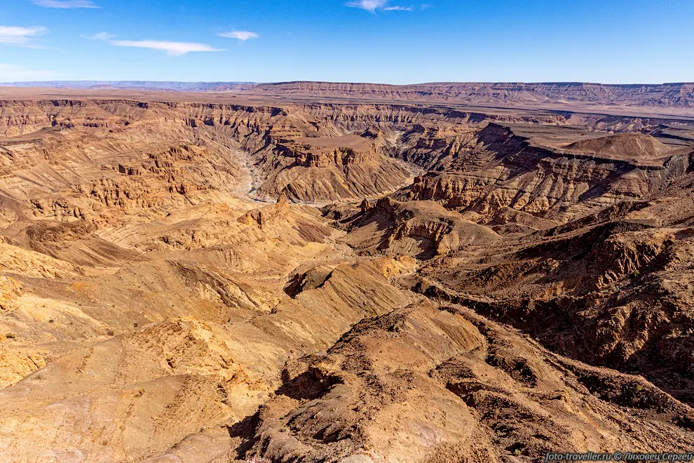 Каньон Фиш-Ривер (The Fish River Canyon) расположен на юго-западе
Намибии. 