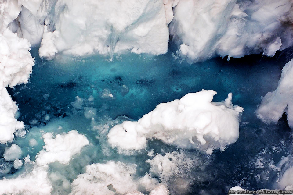 Ледниковое озеро.
Цвет потрясающий!