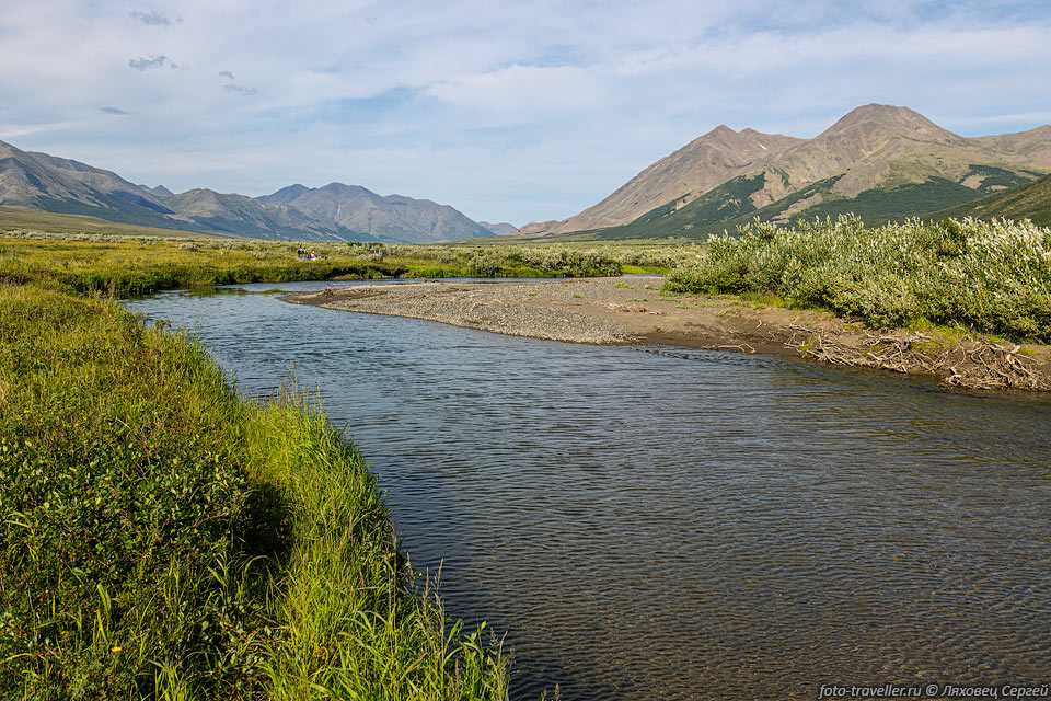 Протока реки Каканаут