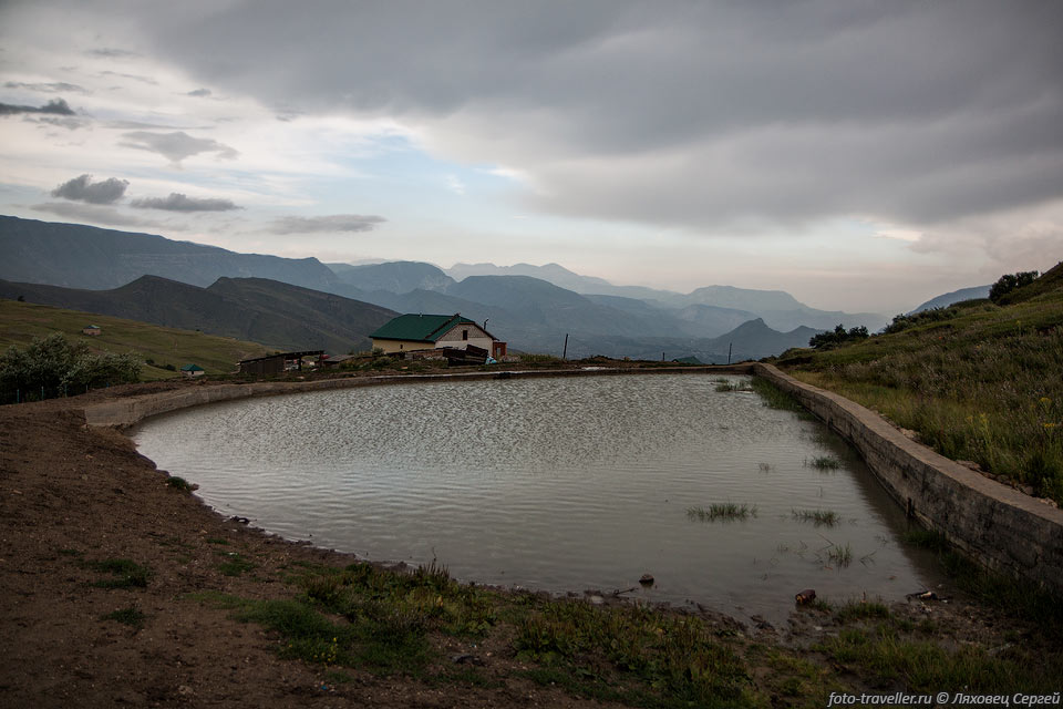Озеро у источника в селе Годобери