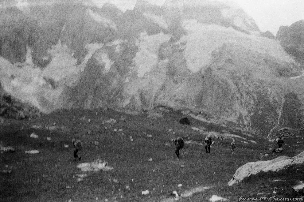 008.jpg (114675 bytes)