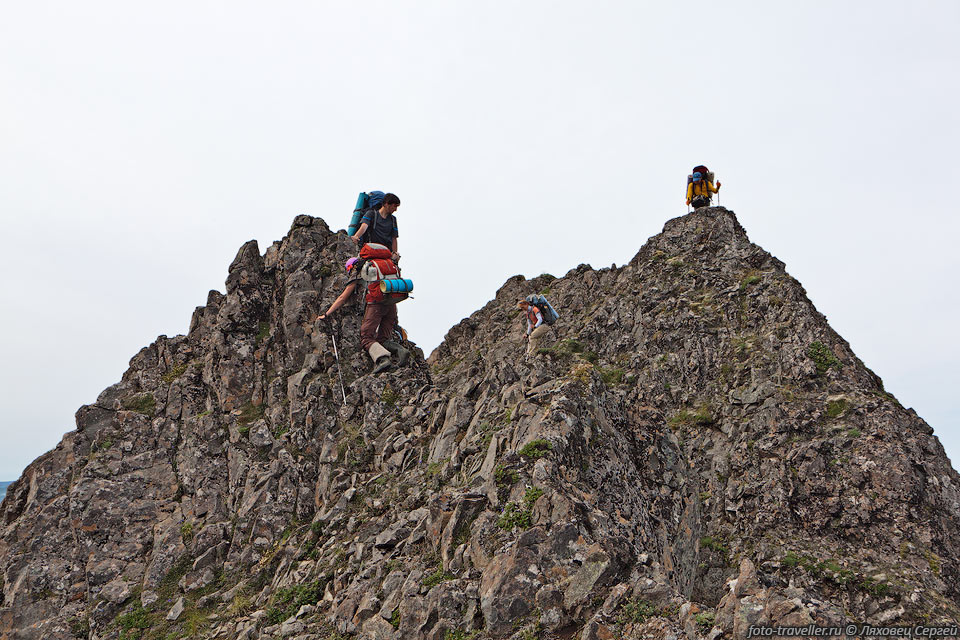 Лазанье по скалам в районе горы Зуб