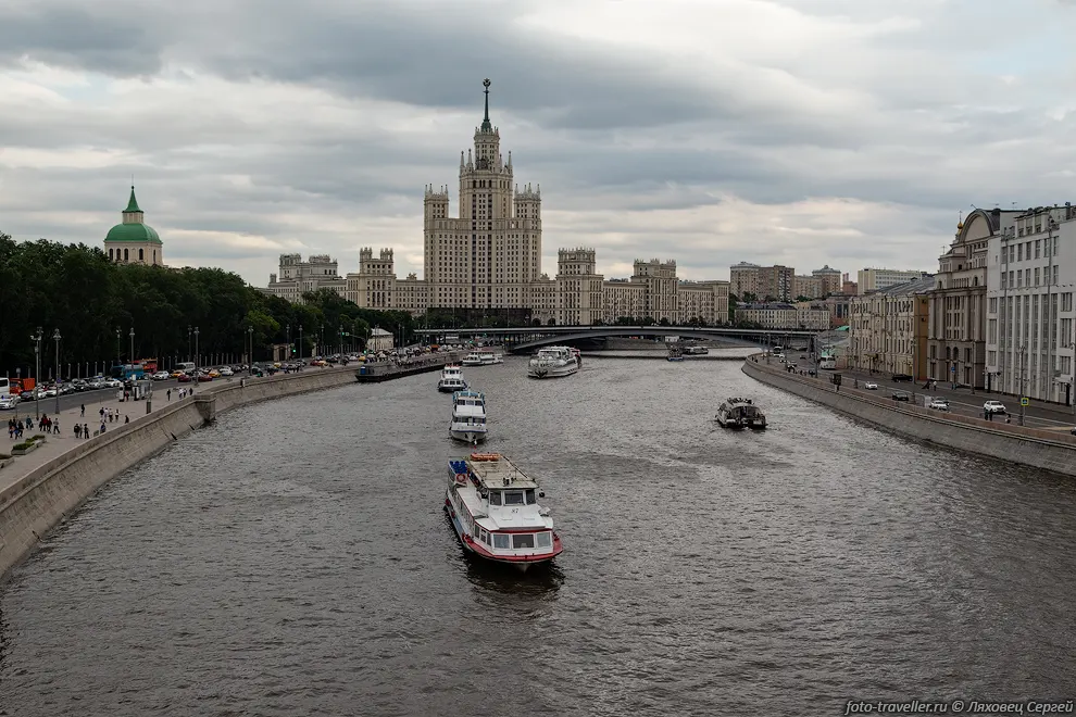 Высотка на Котельниковской набережной