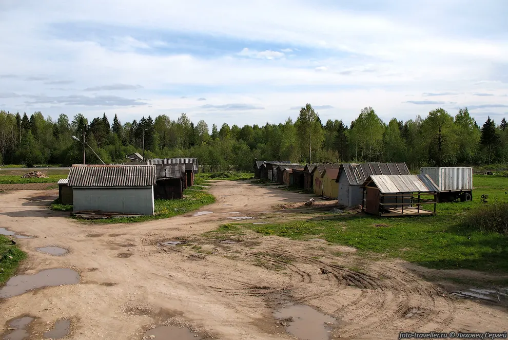 Гаражи