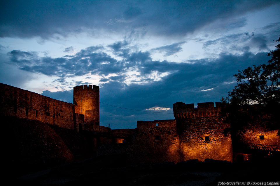 Белградская крепость находится в месте слияния рек Савы и Дуная