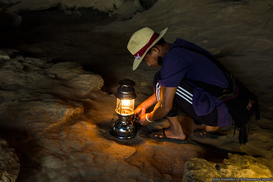 Район Пангмапха (Pangmapha) площадью 900 км2 известен 
высокой концентрацией пещерных систем, их тут обнаружено более 200.
Многие из пещер - это подземные речные системы.