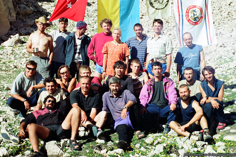 Наша команда совместно с турецкими спелеологами