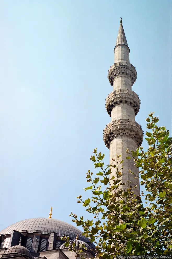 Минарет в Стамбуле