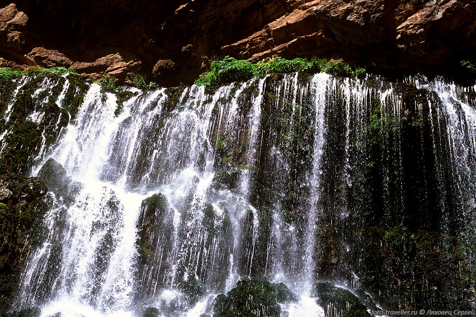Один из водопадов Капуз-Баши
