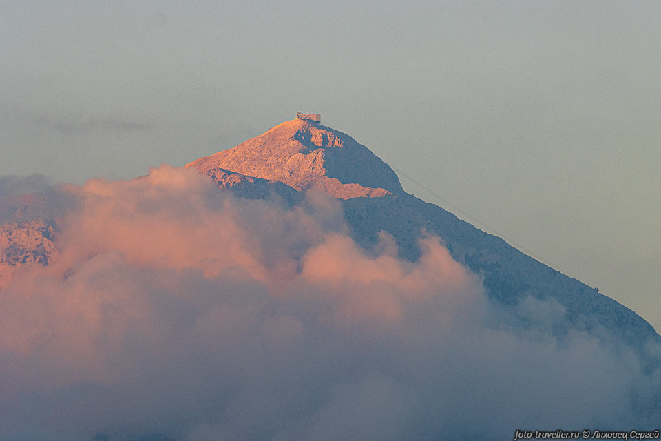 Гора Тахталы (2366 м)