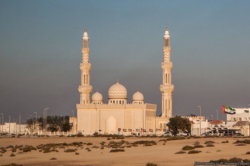 Одна из мечетей в ОАЭ