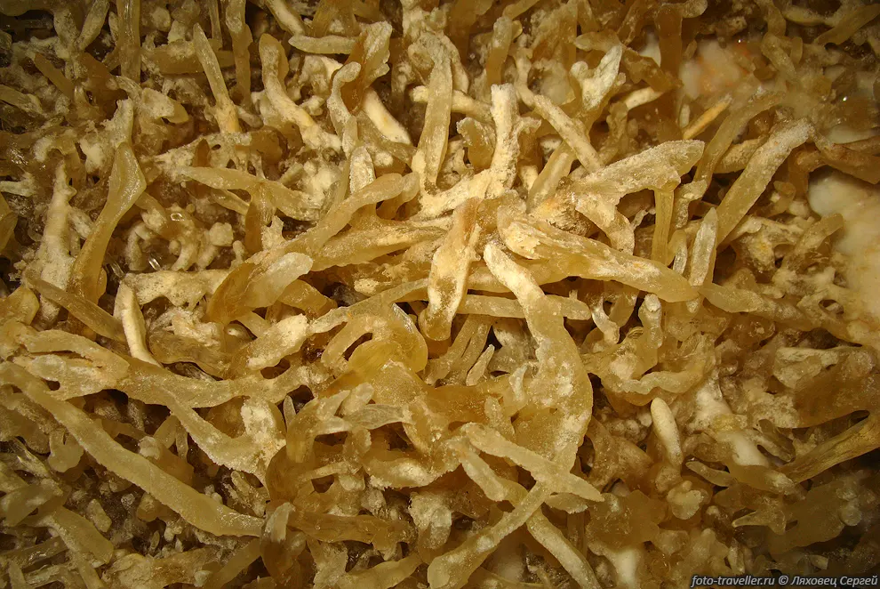 Мешанина геликтитов