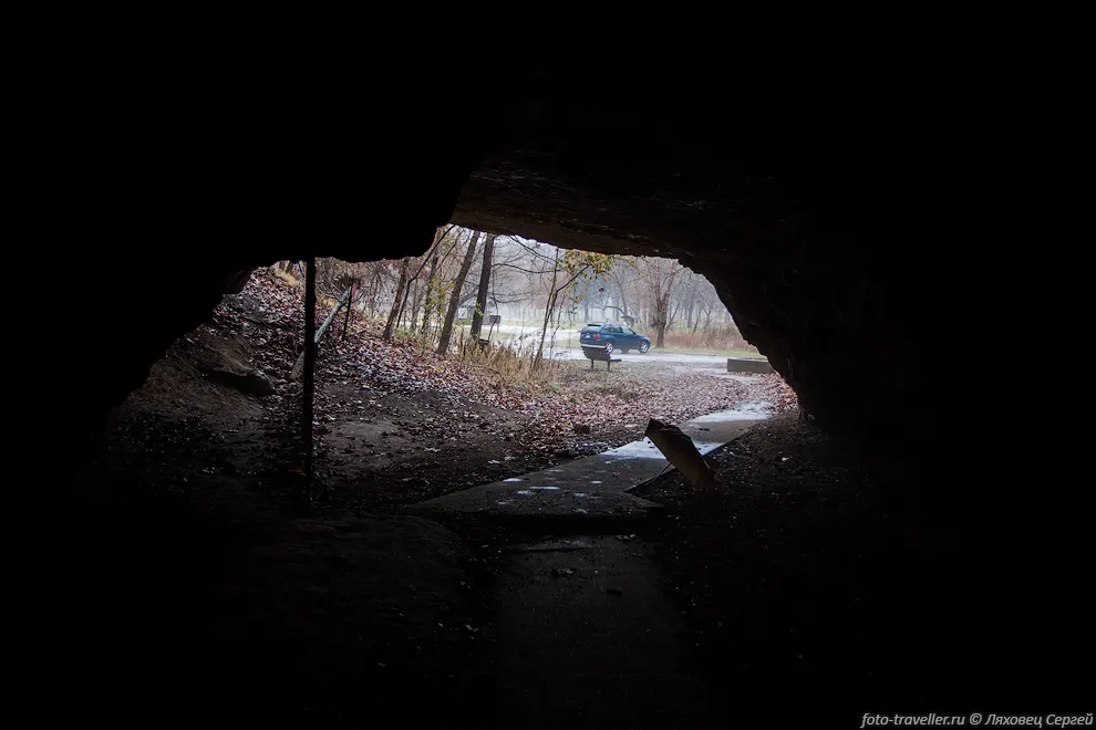 Погуляли в ближайшем парке Мерамек (Meramec State Park) по дождю
