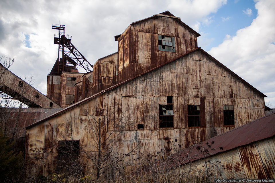 Здание завода было построено в 1907 году. 
Тут перерабатывалась руда содержащая свинец и цинк.