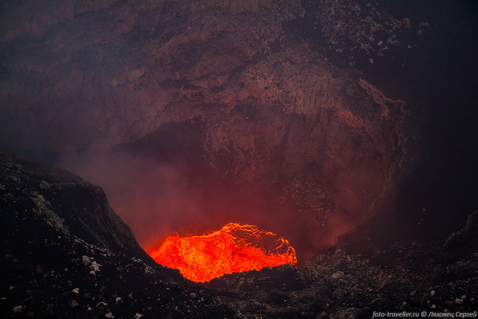 Около 2000 лет назад произошло извержение вулкана Амбрим уровня 
6.
В атмосферу на высоту более 7 километров было поднято почти 30³ км породы.
В результате этого извержения климат планеты изменился на несколько лет.